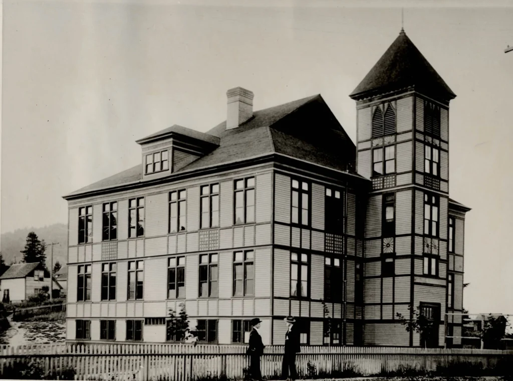 Central School on 4th Avenue built in 1898